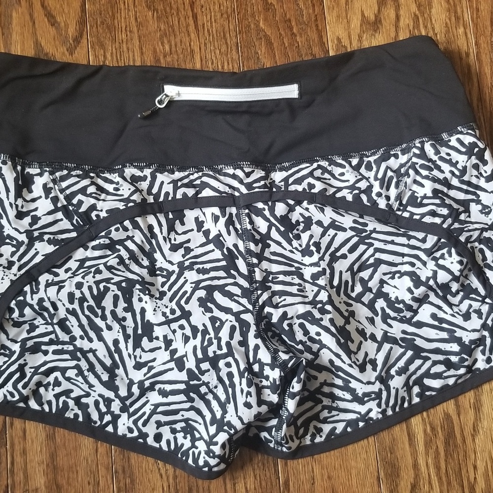 Lululemon Speed Shorts - Picture 2 of 3